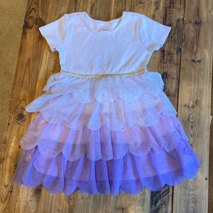 Hanna Andersson 100 cm US 4.  Very cute purple dress.